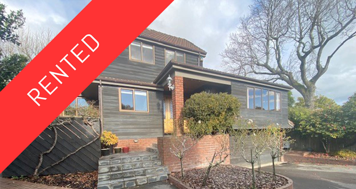 16 Cheviot Road, Lowry Bay No 8 Rentals